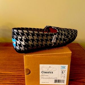 Women’s Houndstooth